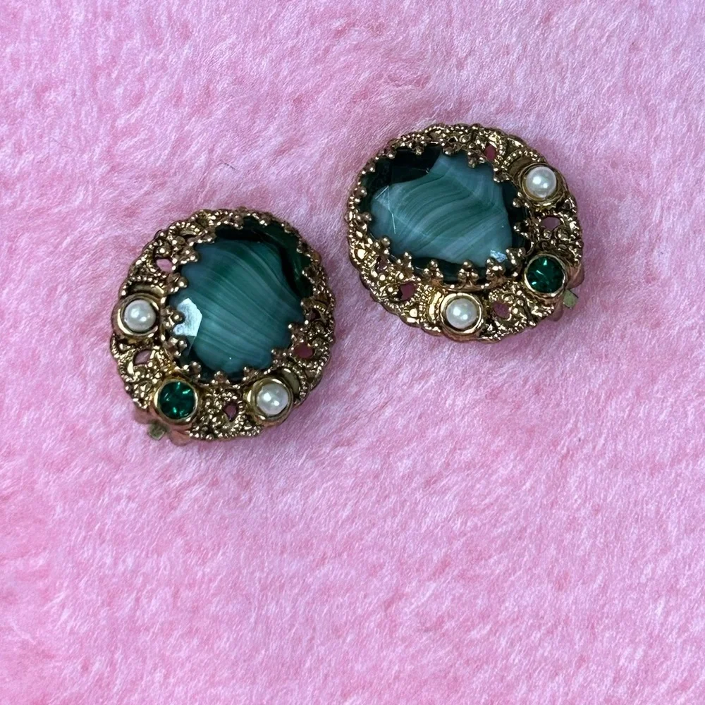 West Germany 1950-60’s Vintage Gold Clip On Filigree Earrings - Picture 2 of 9